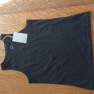 NWT The essential organic cotton tank black size small
